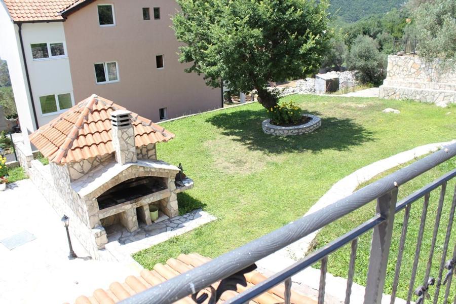 Apartments With Swimming Pool -Vila Oasis *