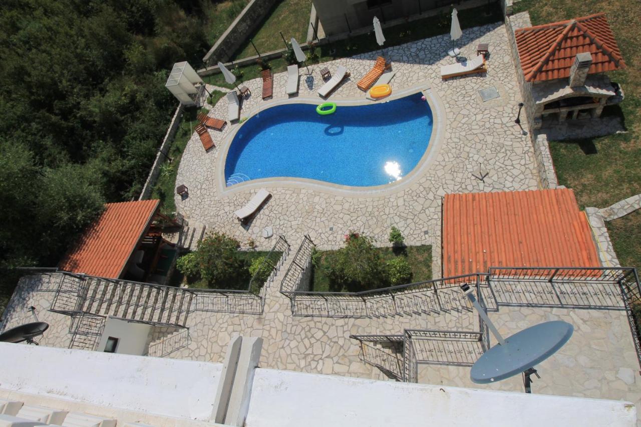 Apartments With Swimming Pool -Vila Oasis * Budva