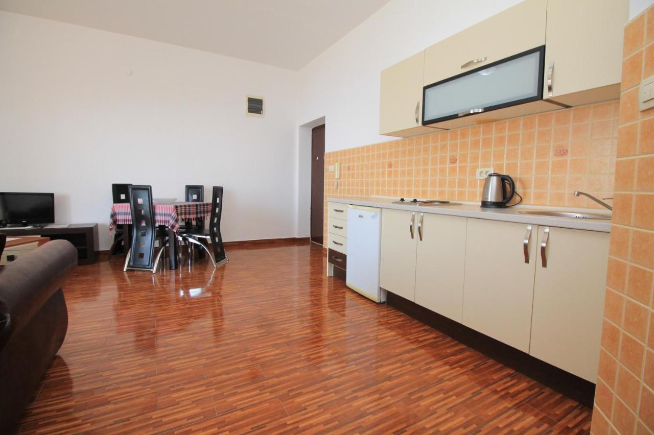 Aparthotel Apartments With Swimming Pool -Vila Oasis *